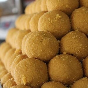 todays fresh besan-ladoo