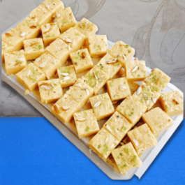 Today’s Fresh Kaju Batisa Sweets Ghee | Indian Traditional Sweet Cashew Batisa Barfi | Great Sweet Gift Pack for Family