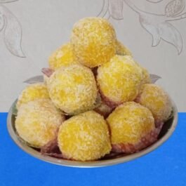 Today’s Fresh Khoya Coconut Ladoo (Nariyal Laddu) | Kobbari Undalu | Coconut Laddu With Condensed Milk (Khowa)