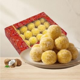 Today’s Fresh Khoya Coconut Ladoo (Nariyal Laddu) | Kobbari Undalu | Coconut Laddu With Condensed Milk (Khowa)